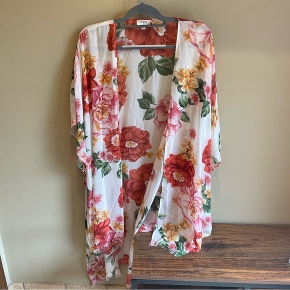 Umgee Red Floral Sheer Kimono M/L - Picture 2 of 7
